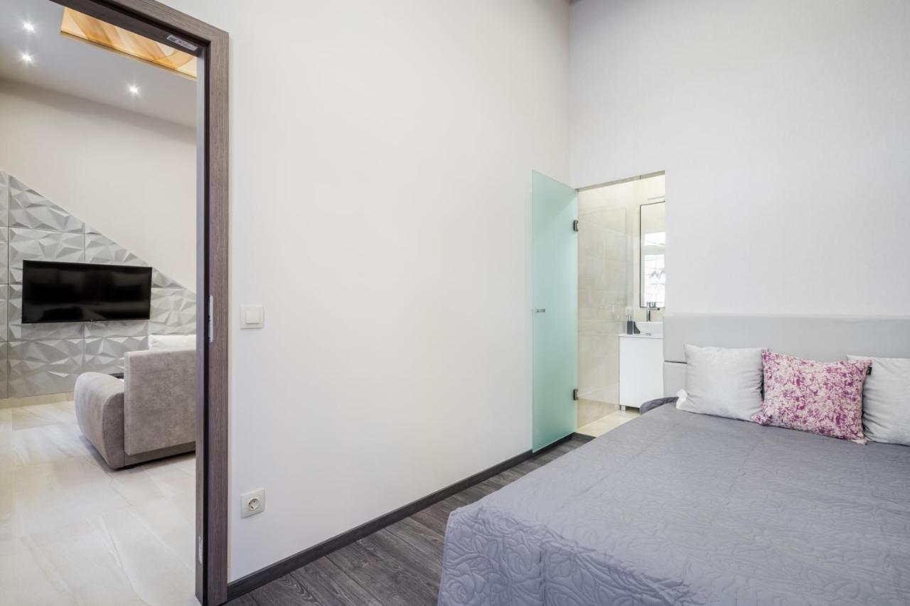 Chic Comfort Suite For 6 By Oktogon Budapest Exterior photo