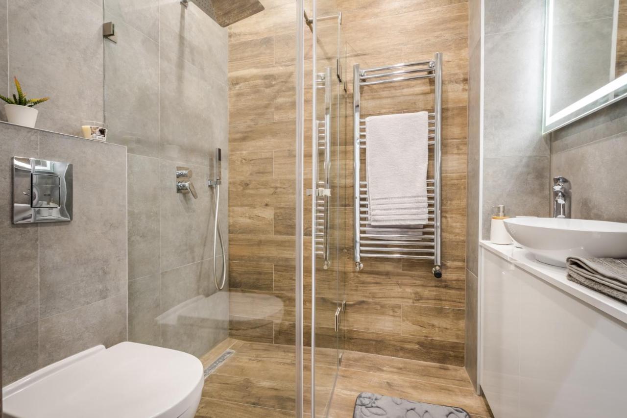 Chic Comfort Suite For 6 By Oktogon Budapest Exterior photo